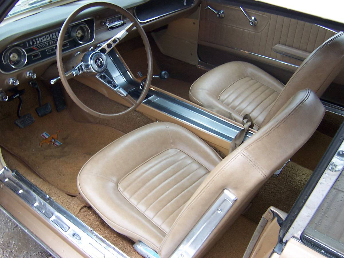 Форд Мустанг 1965 4.7L/289c.i.d кабриолет