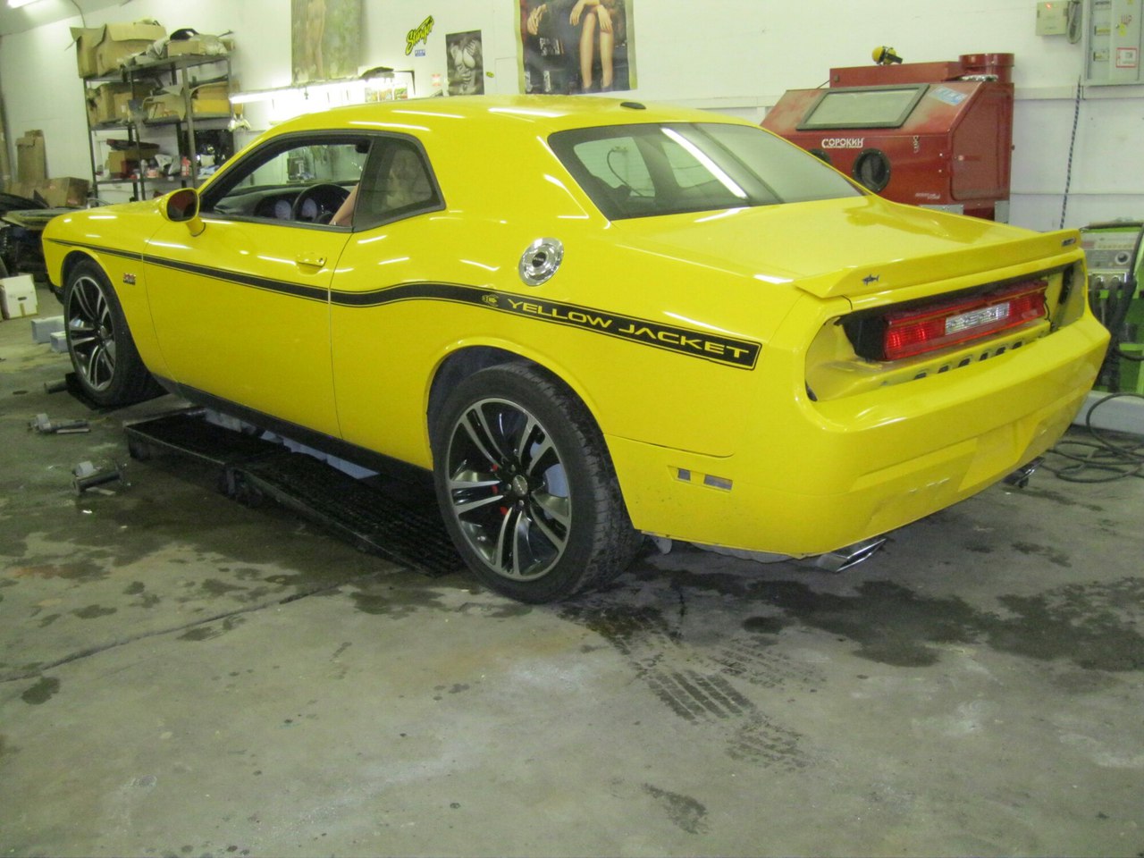 Dodge Challenger